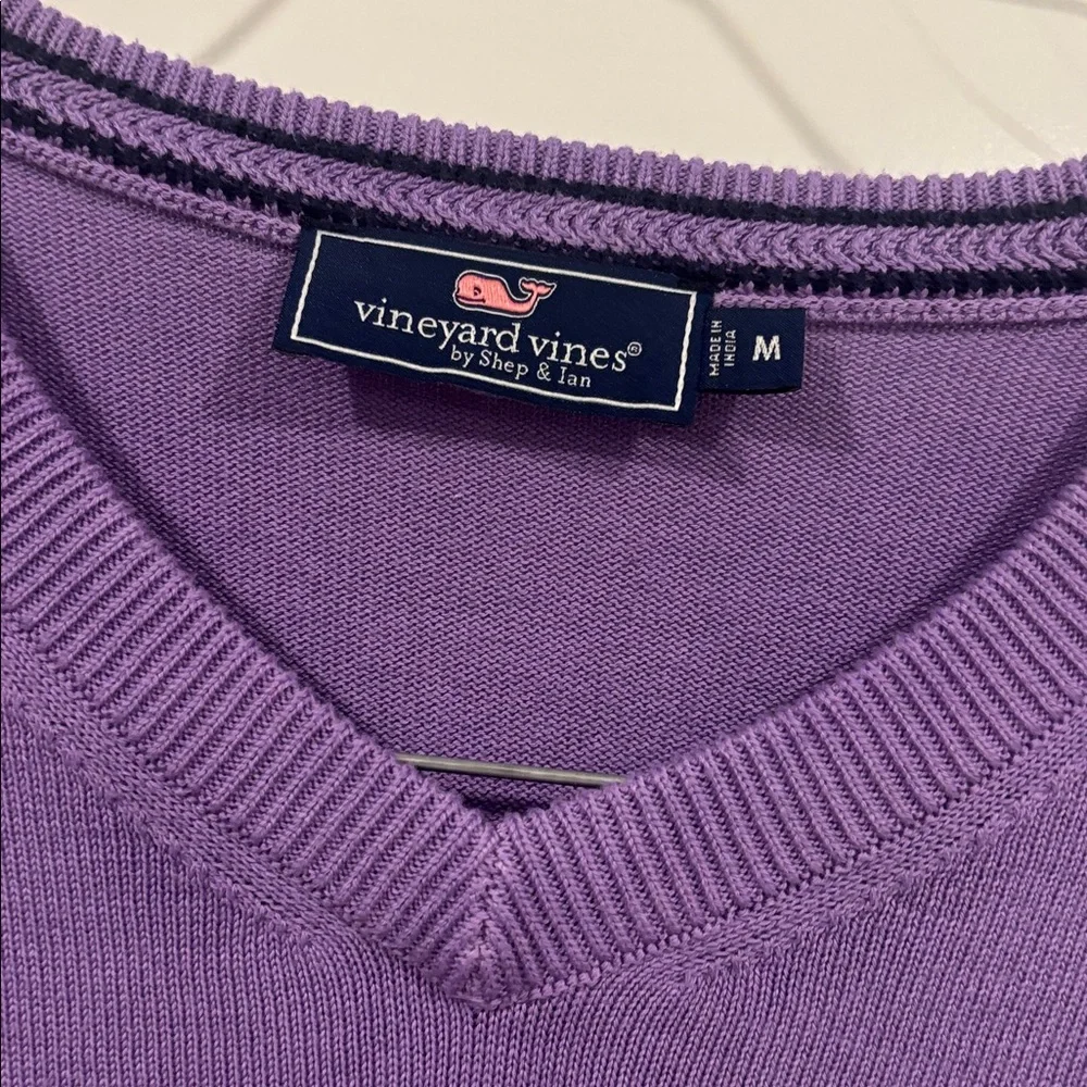 Vineyard Vines Women’s V-neck Sweater Medium - Picture 2 of 5